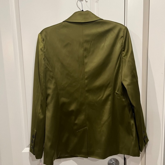 Satin Blazer - Picture 2 of 3